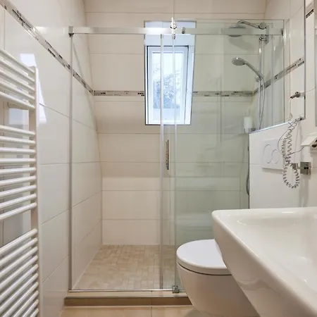 Isha Frankfurt am Main