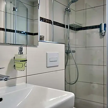 Hotel Isha 3*