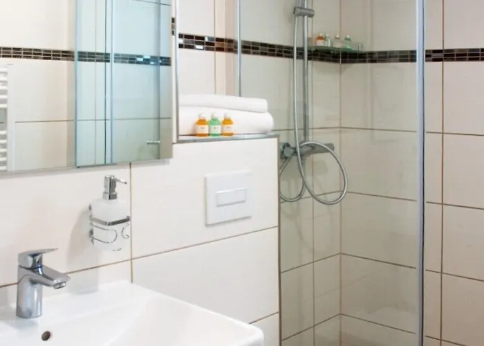 ホテル Isha フランクフルト